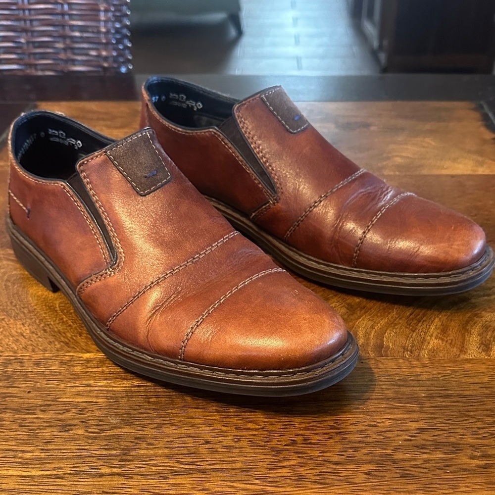 Rieker men’s leather shoes EUC size 43 EU so 9.5 US